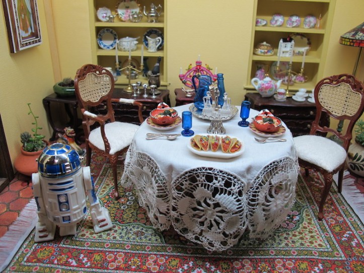 Barbara, Georgianna, and R2